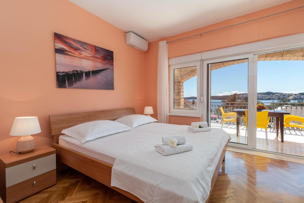 Apartman Bikaca 1 *